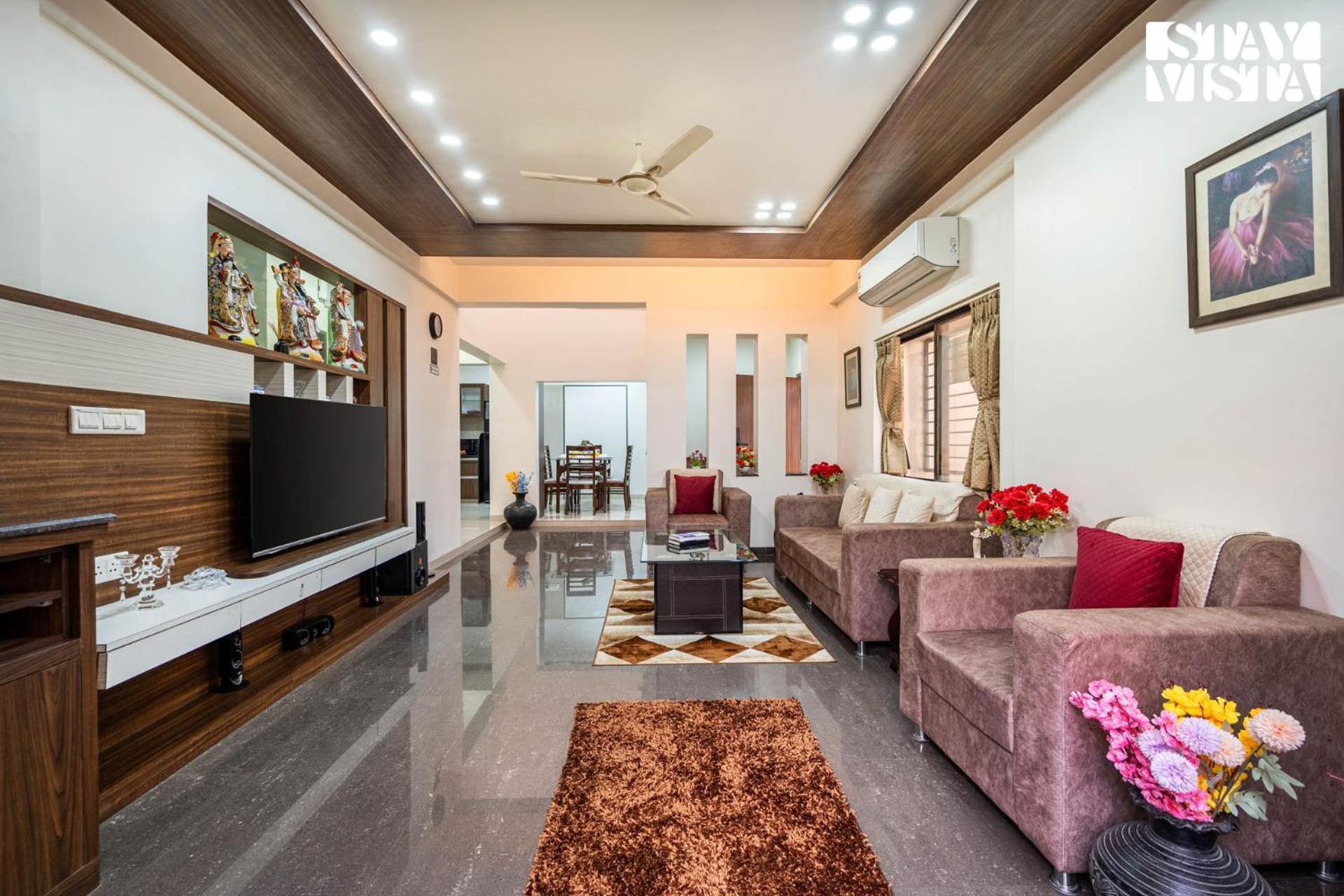 Serenity Meadows With Pool By Veo - Part Of Stayvista Nashik Ngoại thất bức ảnh